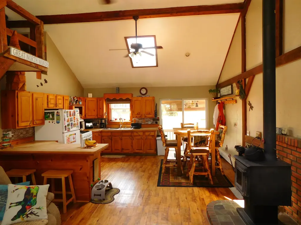 87-89 Sullivan Drive Stewartstown NH 03576