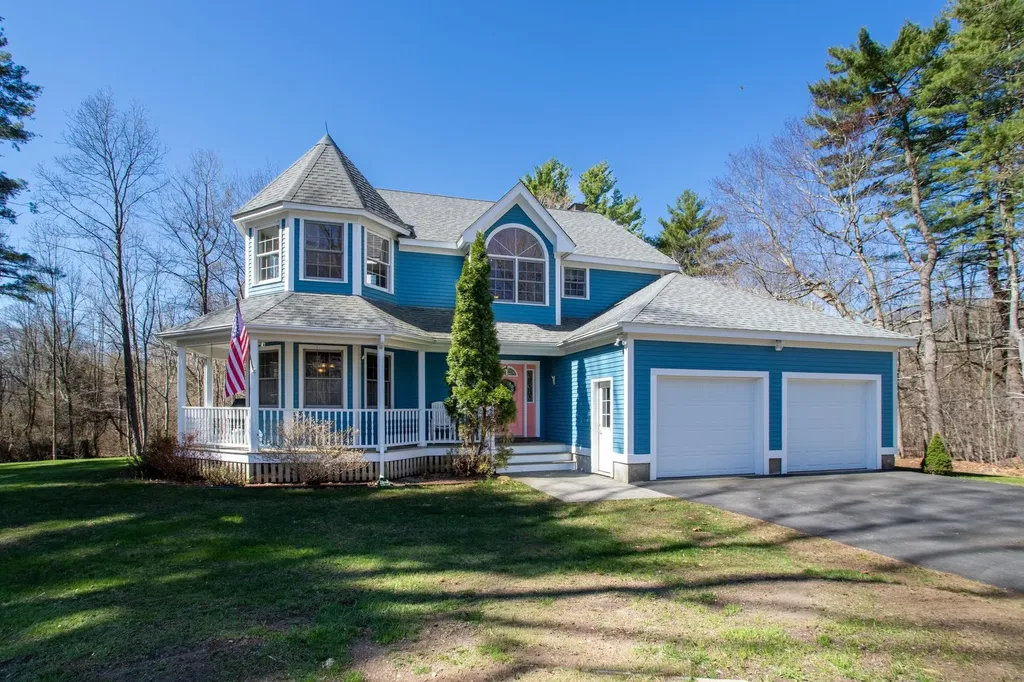 38 Mcintosh Way Greenland NH 03840