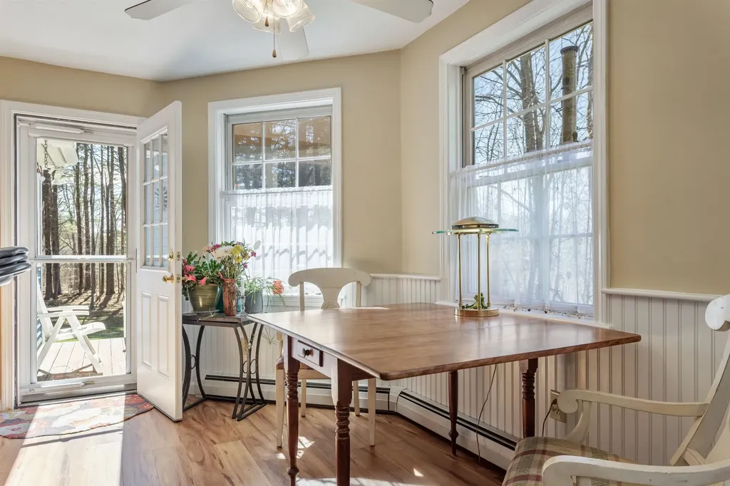 38 Mcintosh Way Greenland NH 03840