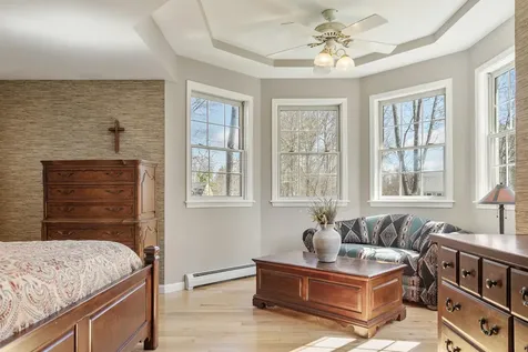 38 Mcintosh Way Greenland NH 03840