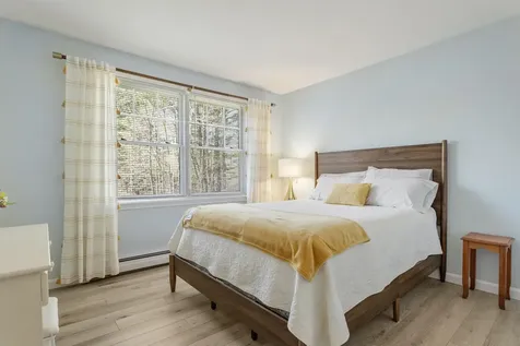 38 Mcintosh Way Greenland NH 03840