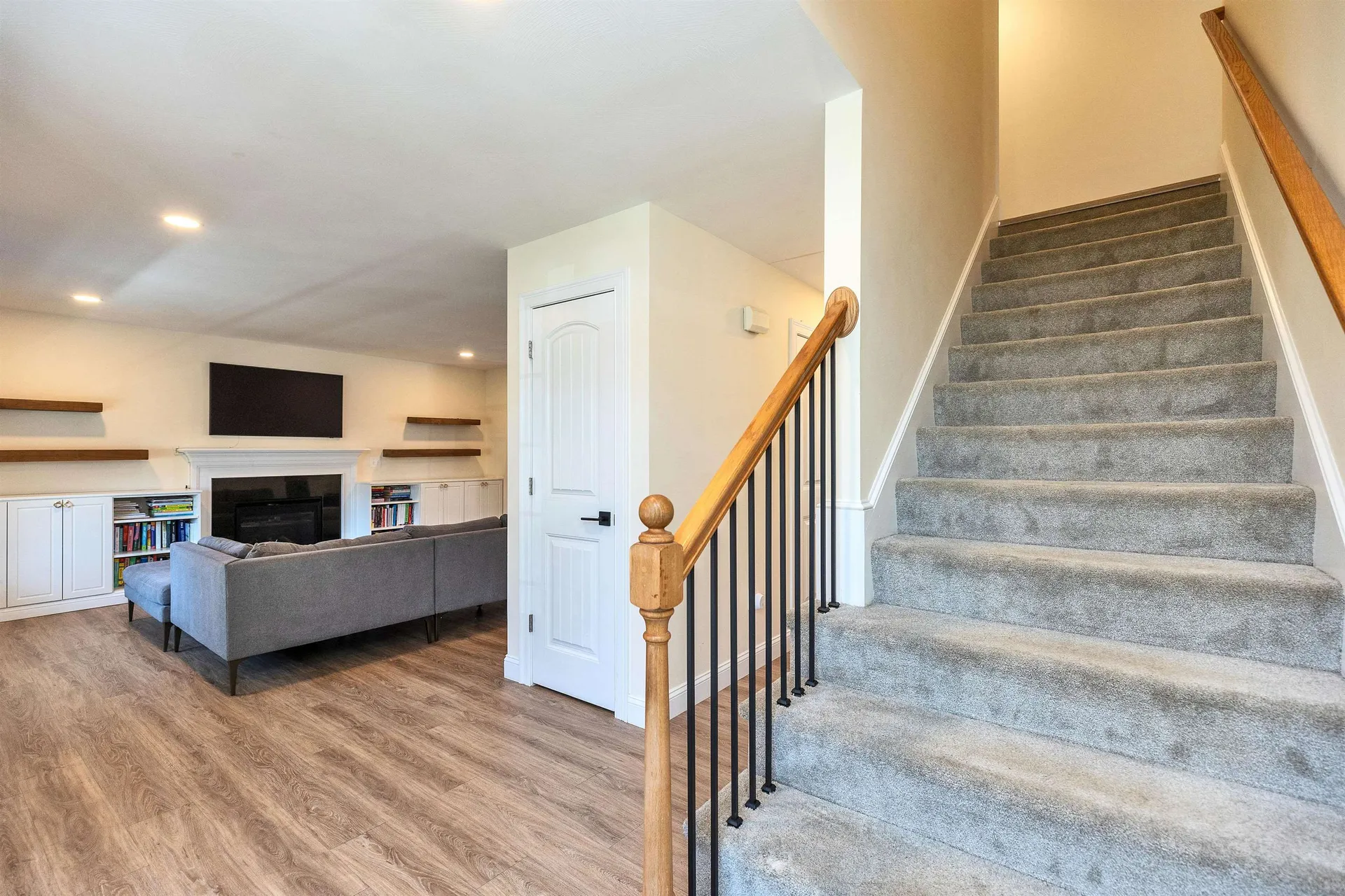 17 Wright Road Milford NH 03055