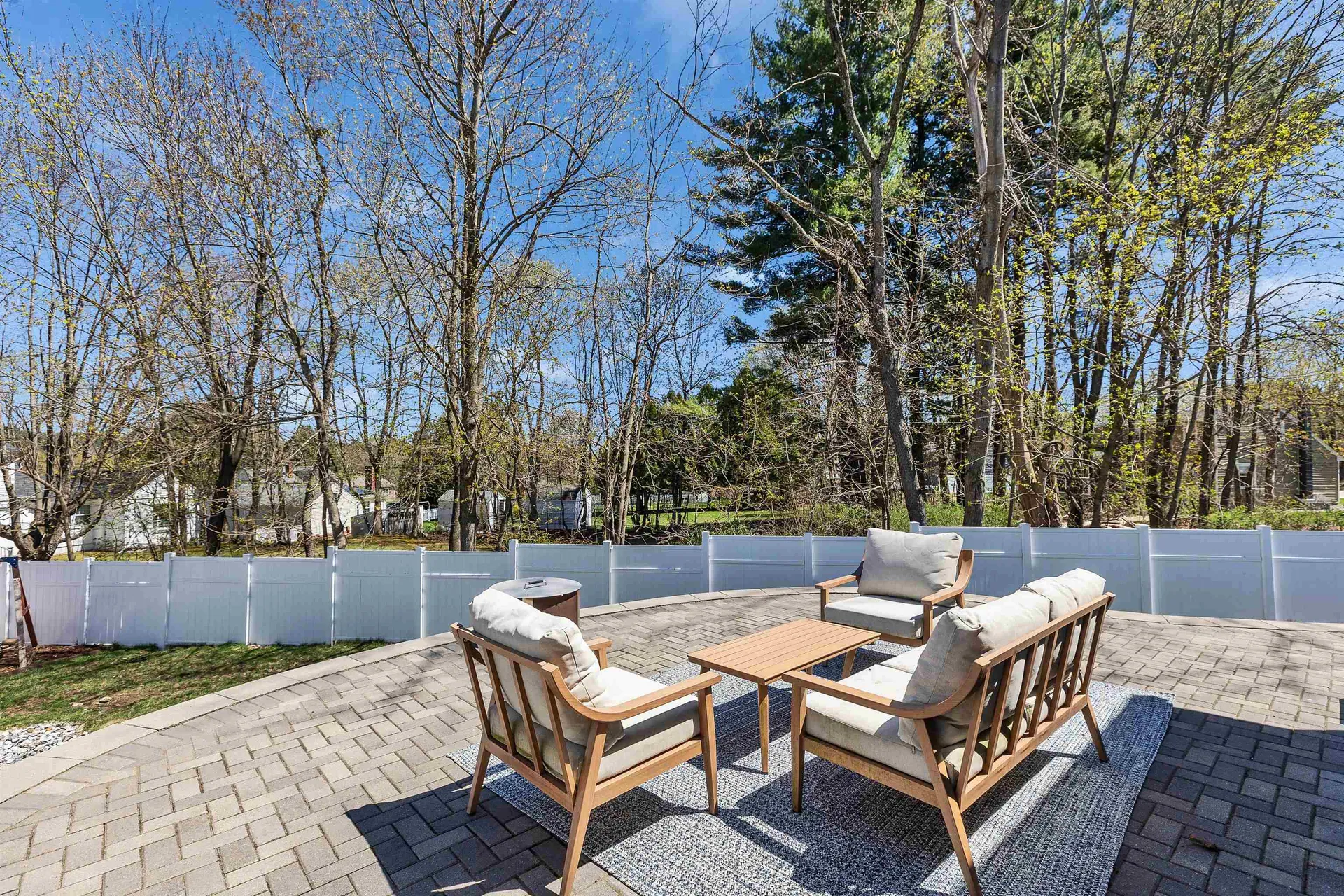 17 Wright Road Milford NH 03055