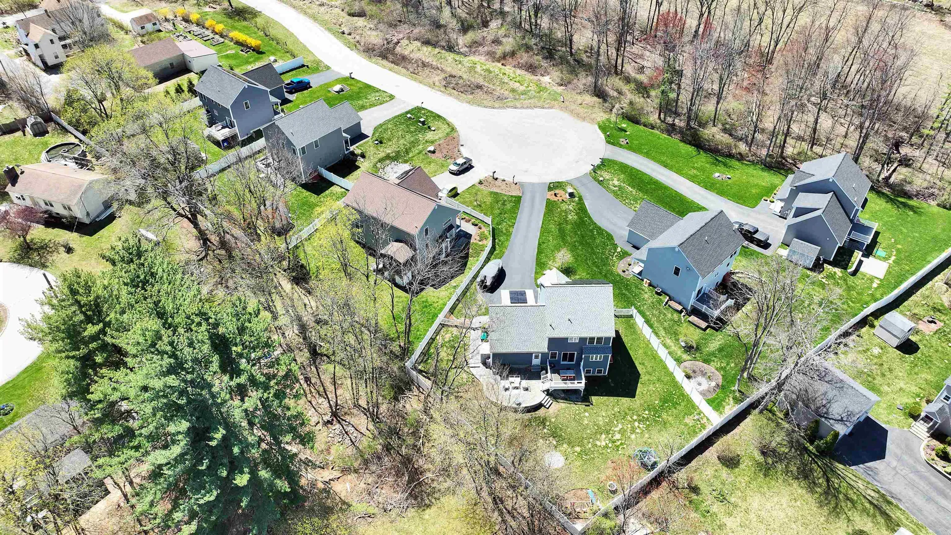 17 Wright Road Milford NH 03055