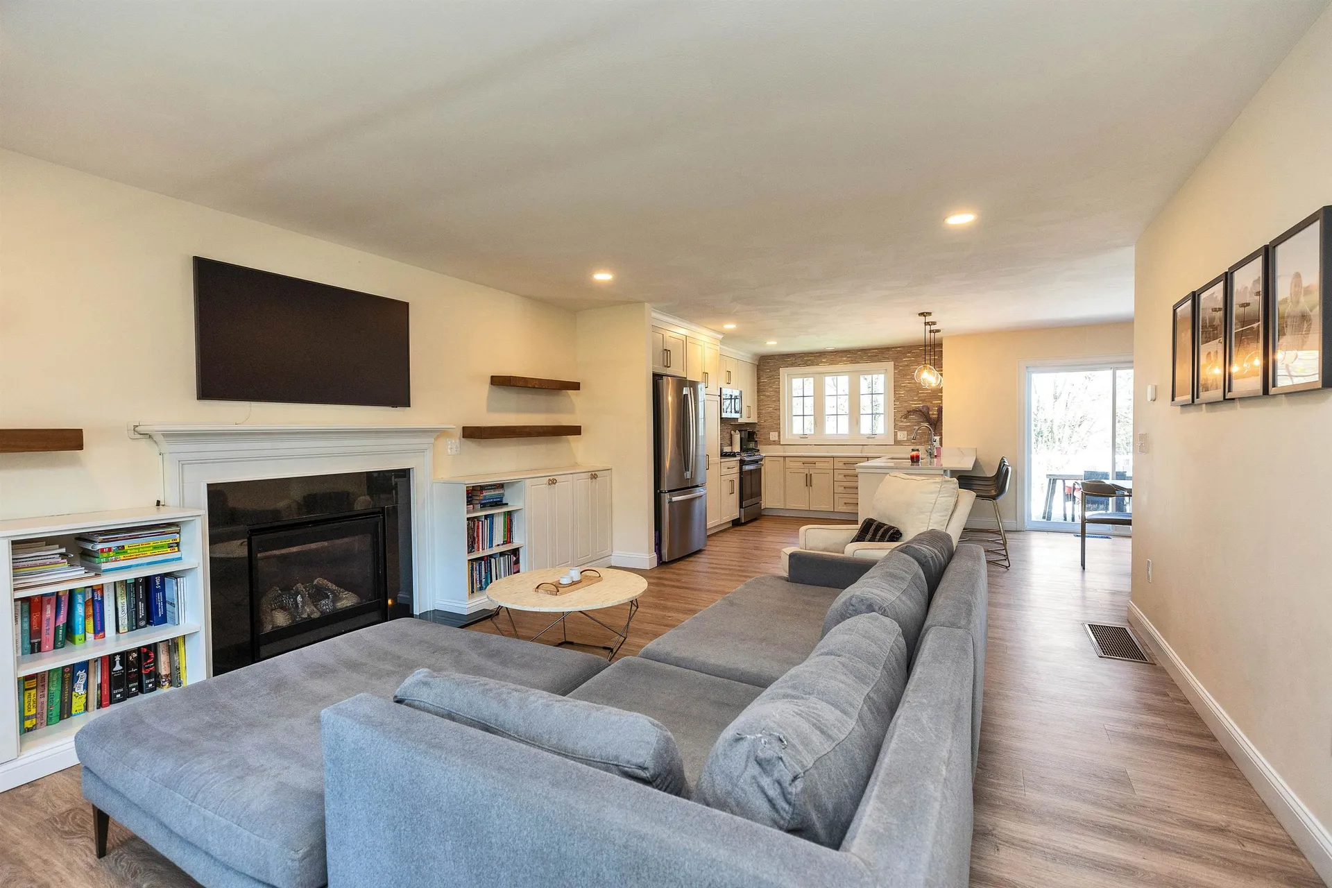17 Wright Road Milford NH 03055