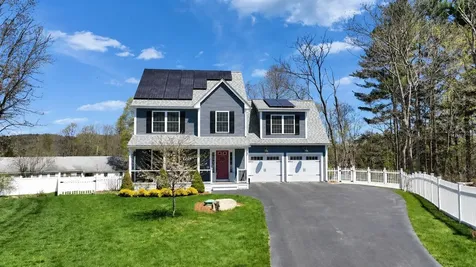17 Wright Road Milford NH 03055