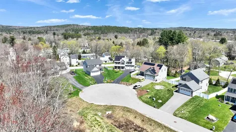 17 Wright Road Milford NH 03055