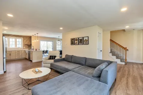 17 Wright Road Milford NH 03055