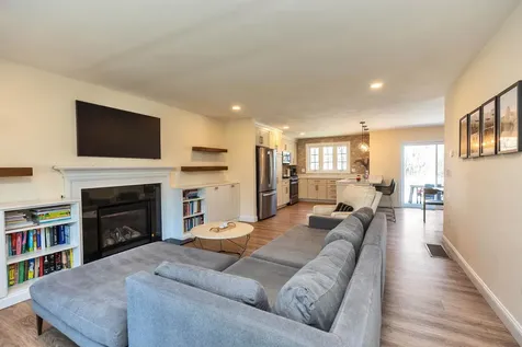 17 Wright Road Milford NH 03055