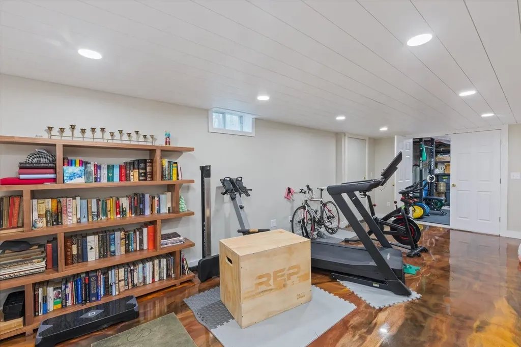 533 Windmill Hill Road Dublin NH 03444