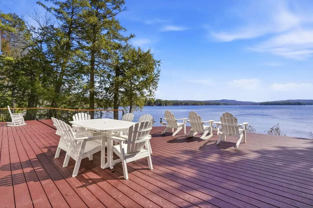 40 South Kenney Shore Wolfeboro NH 03894