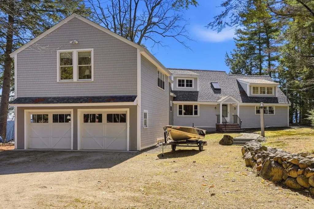 40 South Kenney Shore Wolfeboro NH 03894