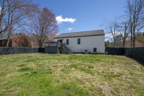 70 Boxwood Circle Milford NH 03055