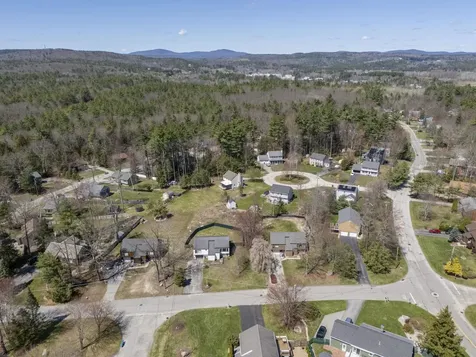 70 Boxwood Circle Milford NH 03055