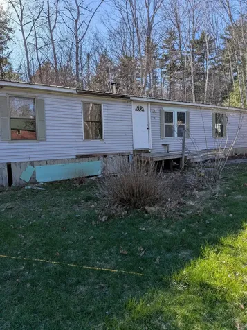 19 Easy Avenue Albany NH 03818
