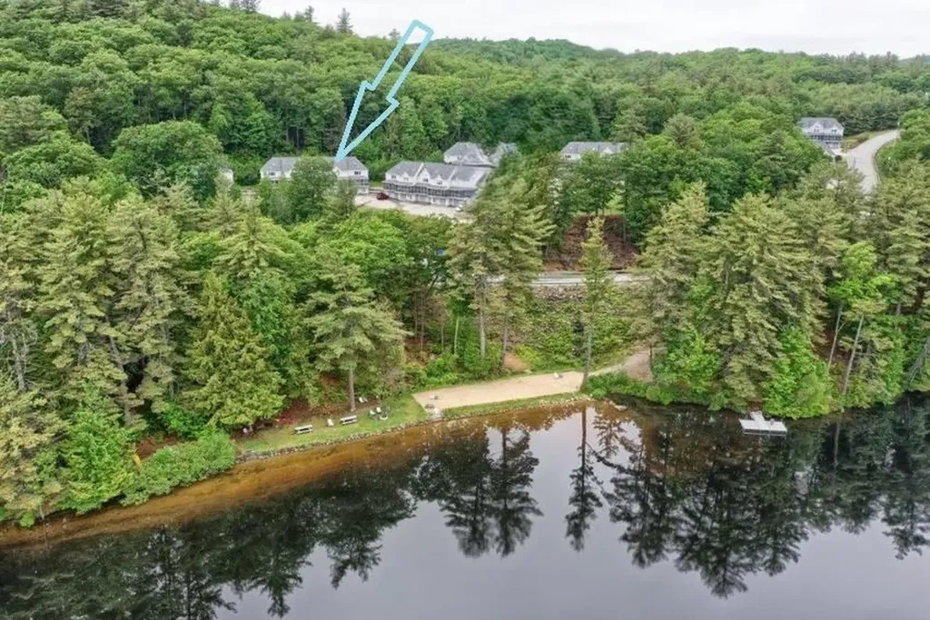 62 Collins Landing Road Weare NH 03281