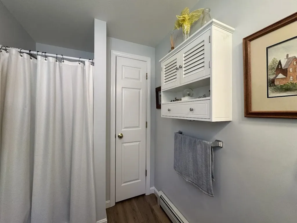 62 Collins Landing Road Weare NH 03281