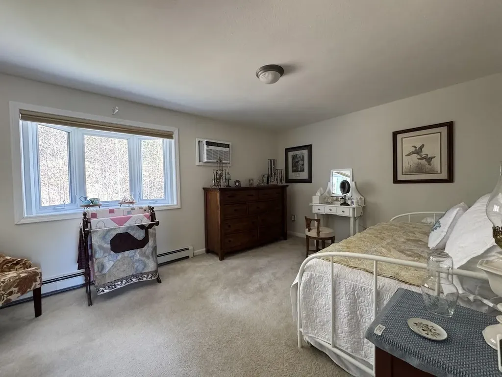 62 Collins Landing Road Weare NH 03281