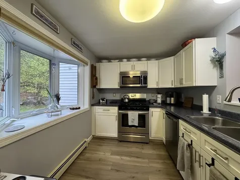 62 Collins Landing Road Weare NH 03281