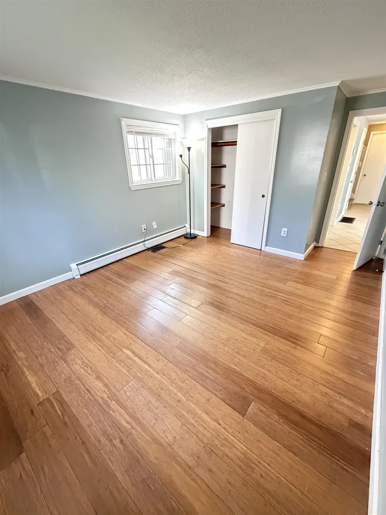 76 Ode Way Manchester NH 03103
