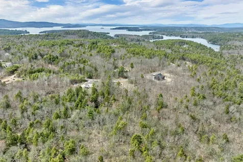 24-12 Winnipesaukee Drive Wolfeboro NH 03894