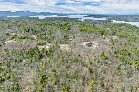24-12 Winnipesaukee Drive Wolfeboro NH 03894