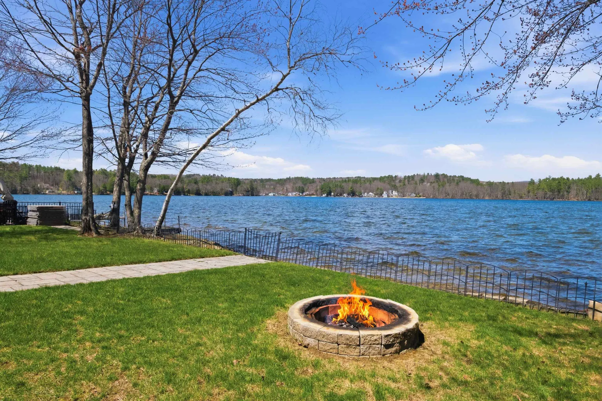 25 Morway Lane Belmont NH 03220