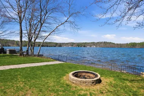 25 Morway Lane Belmont NH 03220