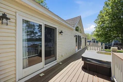25 Morway Lane Belmont NH 03220