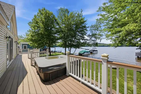 25 Morway Lane Belmont NH 03220