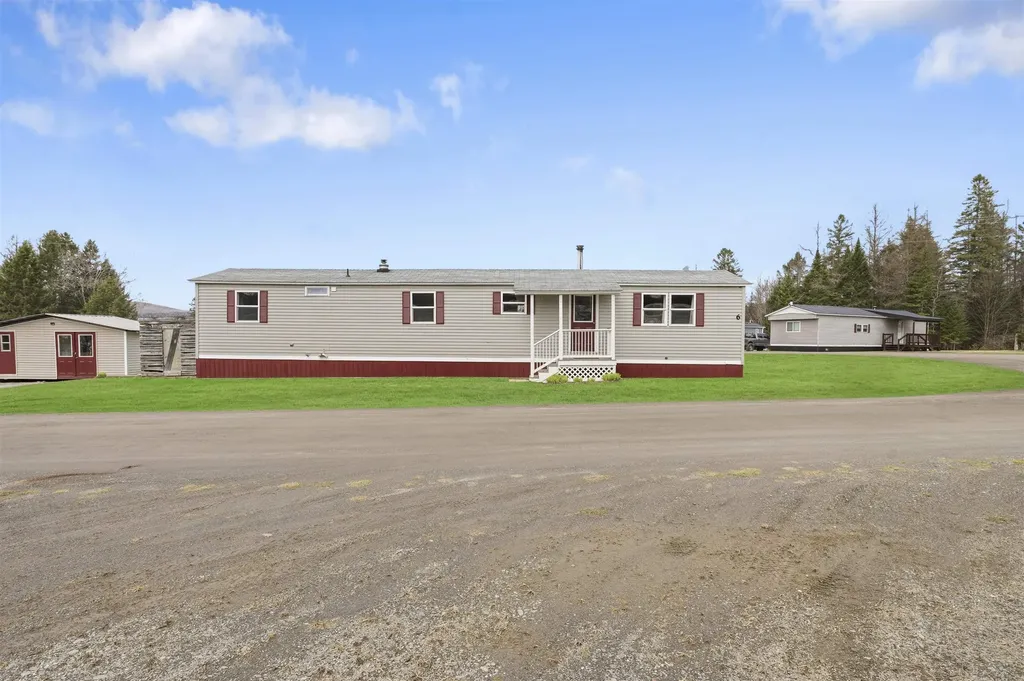 6 Darwin Drive Stewartstown NH 03576