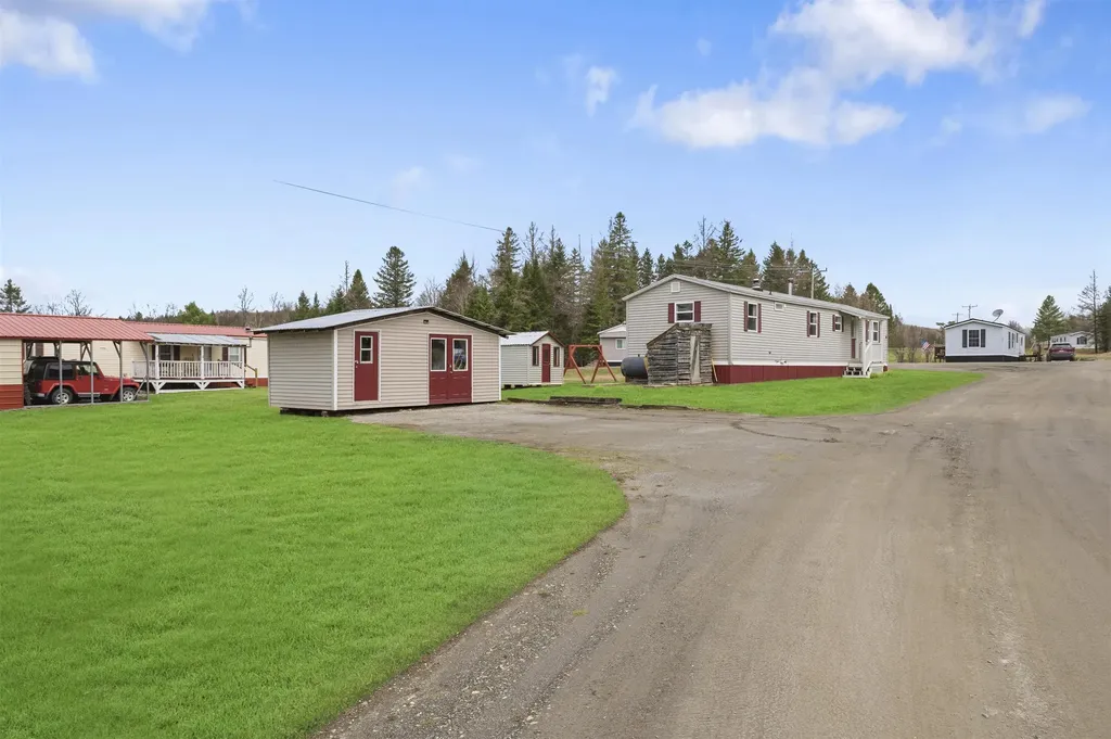 6 Darwin Drive Stewartstown NH 03576