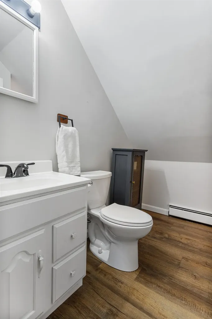 33 Exeter Road Hampton NH 03842