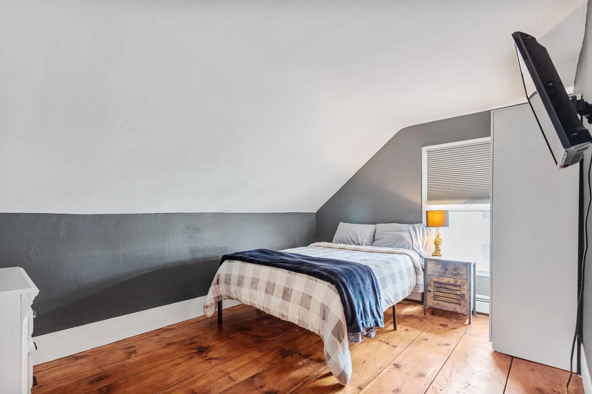 33 Exeter Road Hampton NH 03842