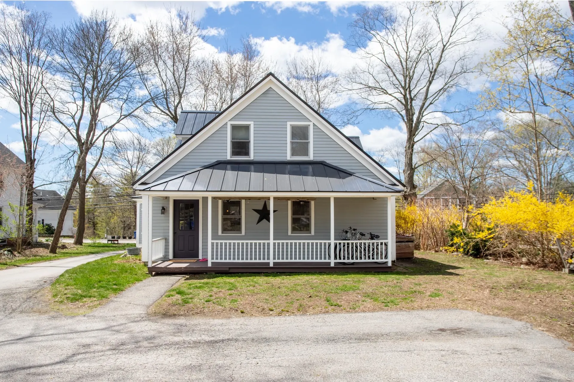 33 Exeter Road Hampton NH 03842