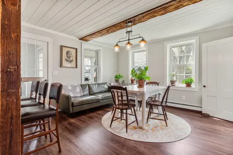 33 Exeter Road Hampton NH 03842