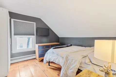 33 Exeter Road Hampton NH 03842