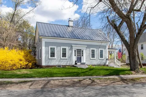 33 Exeter Road Hampton NH 03842