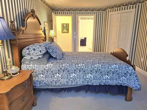 22 & 12 Moat Lane Hales Location NH 03860