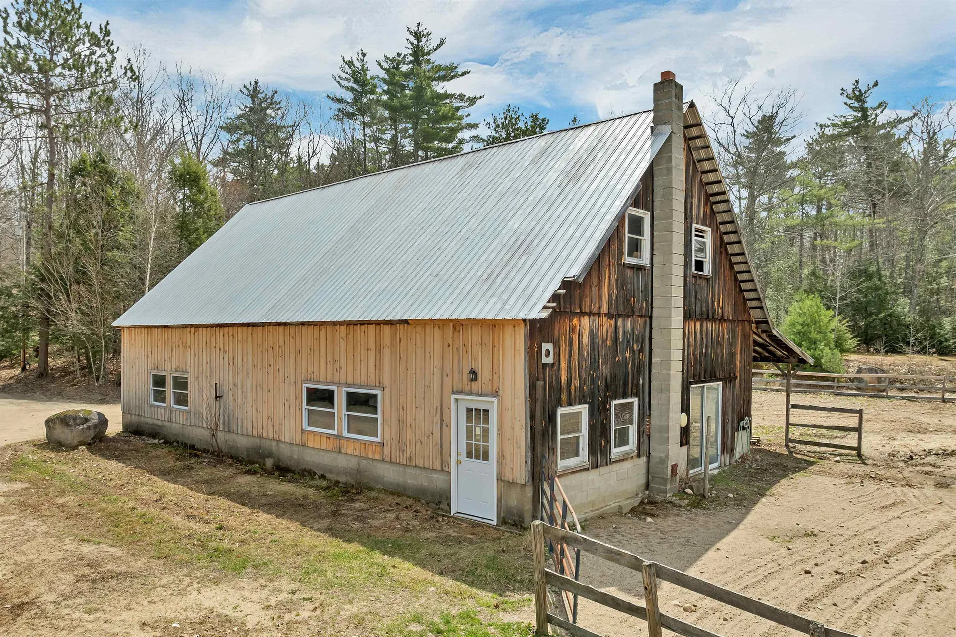 17 Croto Lane Albany NH 03818