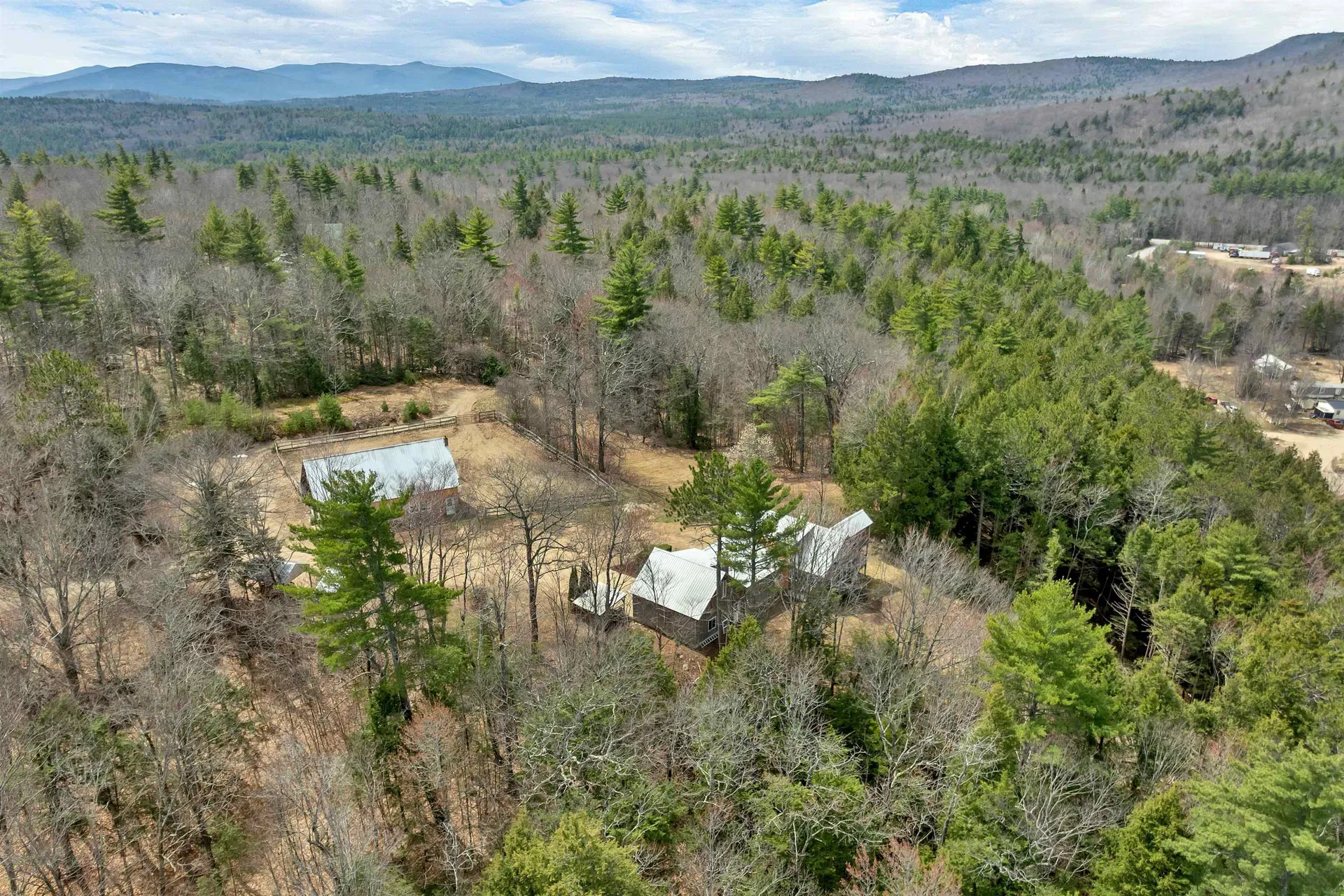 17 Croto Lane Albany NH 03818