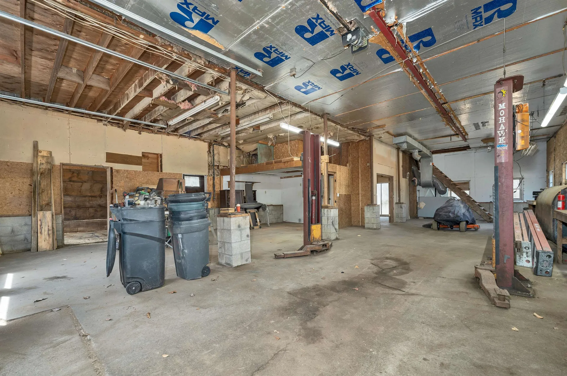 17 Croto Lane Albany NH 03818