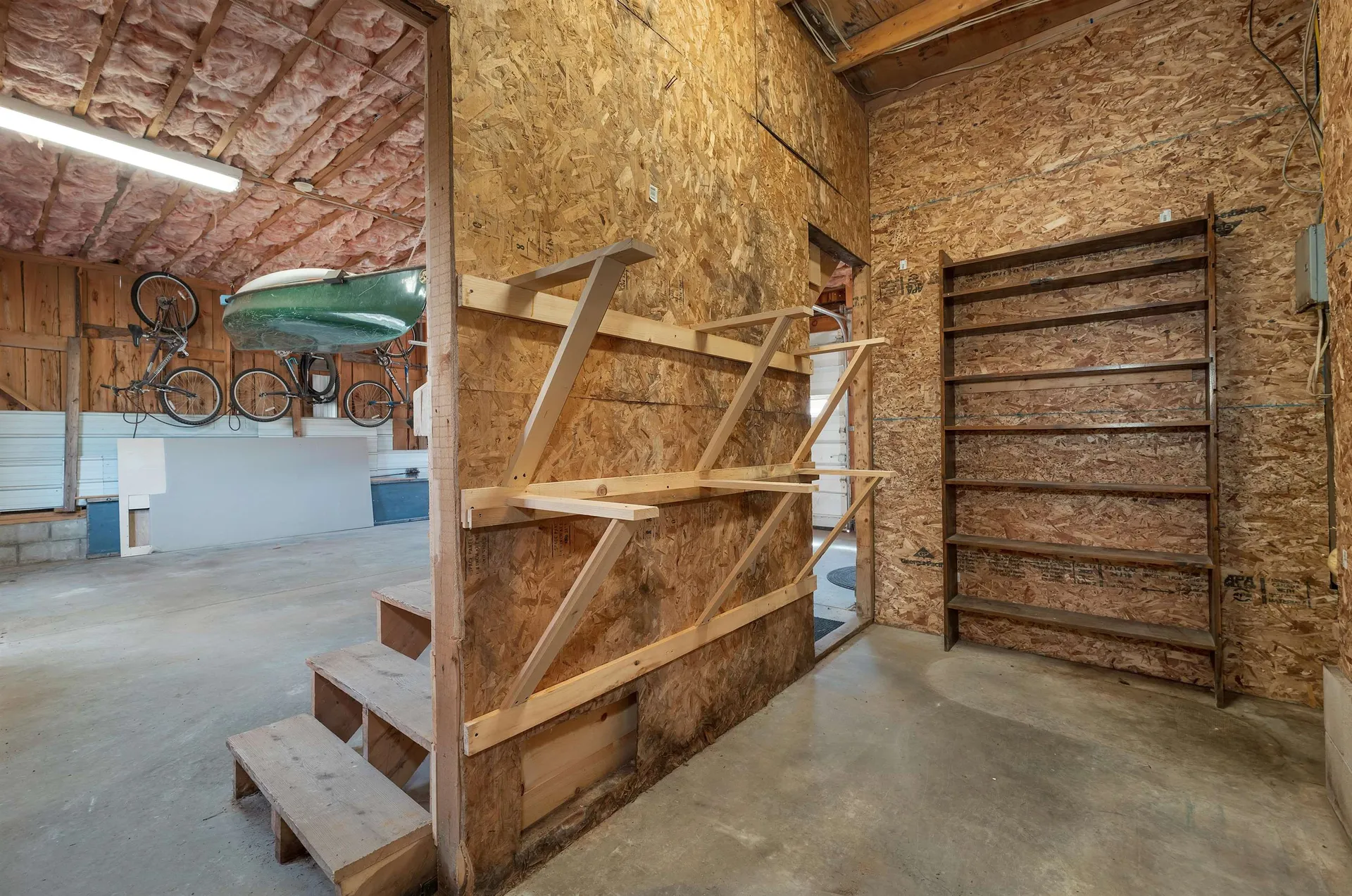 17 Croto Lane Albany NH 03818