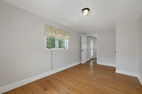 17 Croto Lane Albany NH 03818