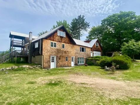 17 Croto Lane Albany NH 03818