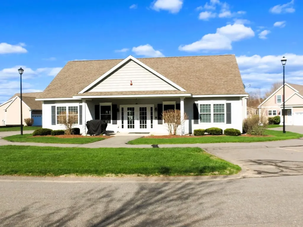 49 Jamesway Drive Litchfield NH 03051