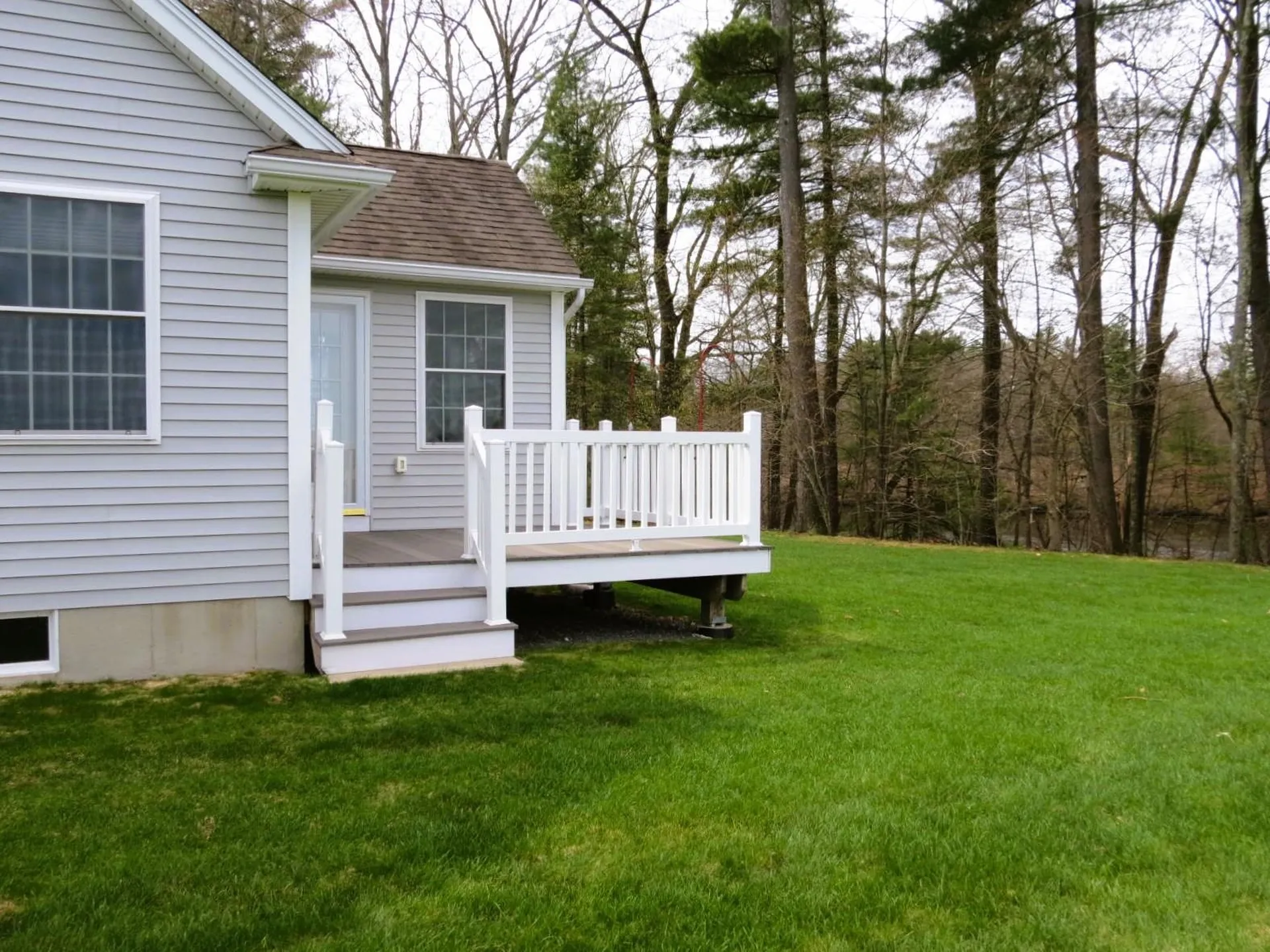 49 Jamesway Drive Litchfield NH 03051