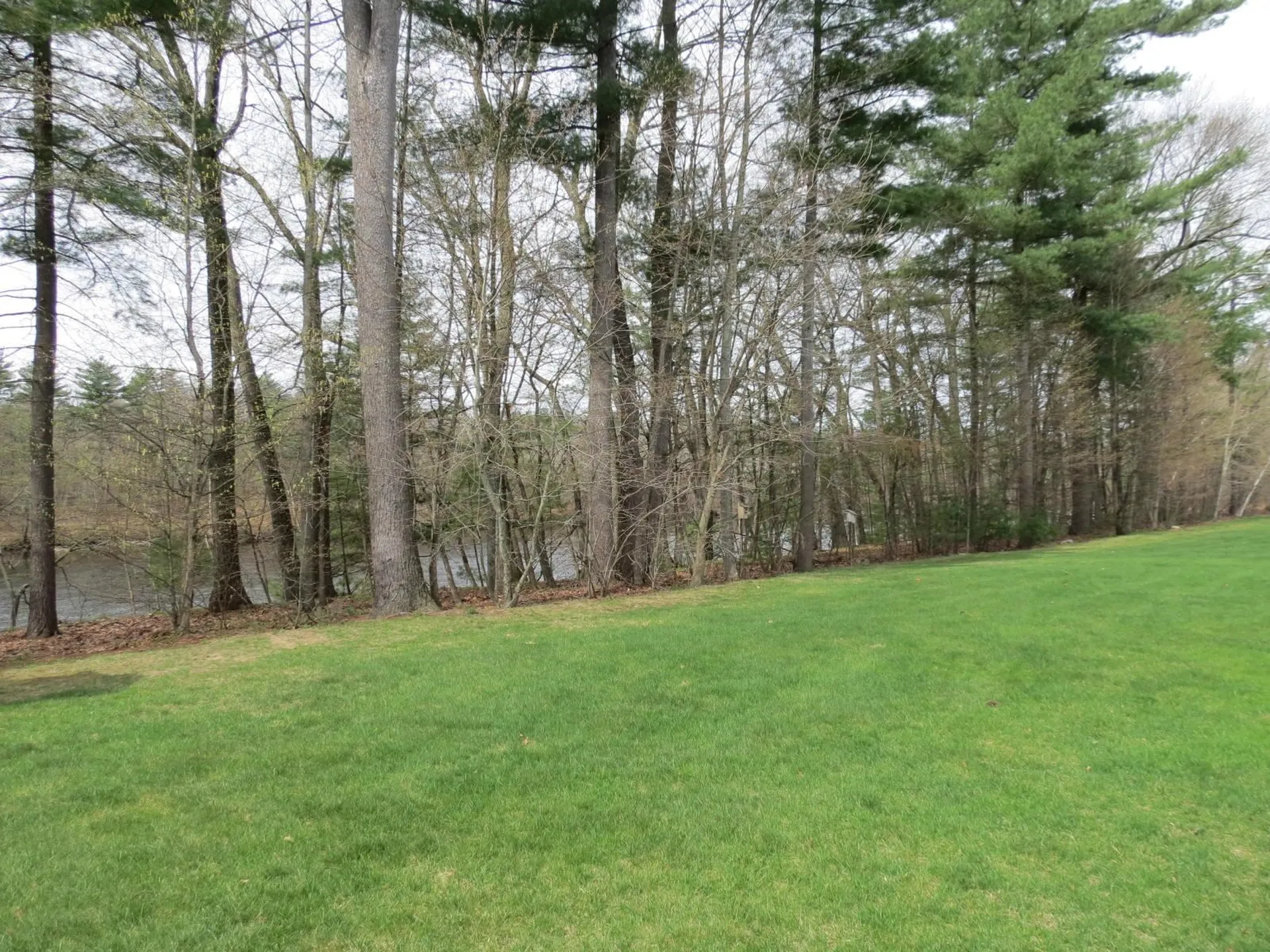 49 Jamesway Drive Litchfield NH 03051