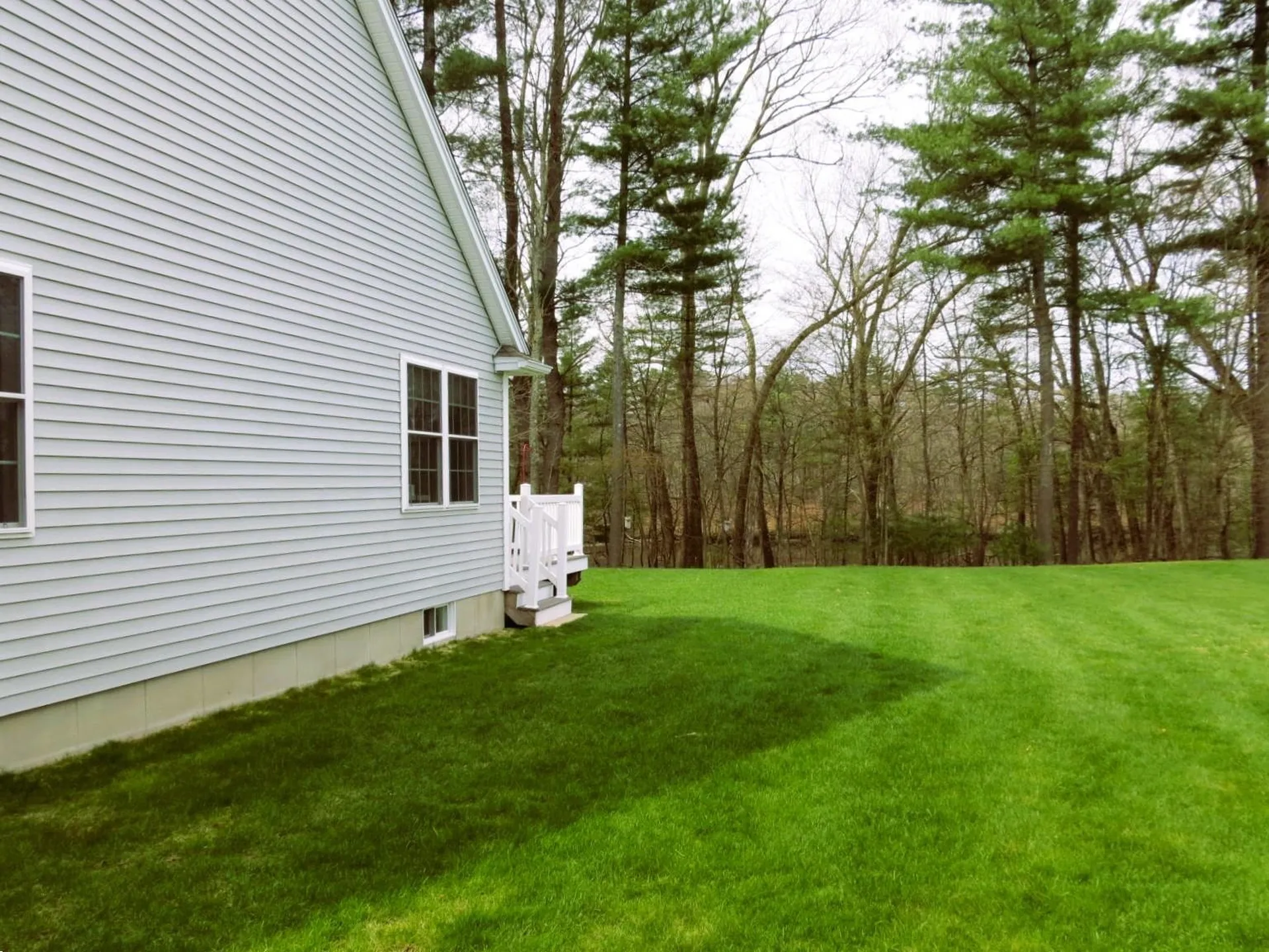 49 Jamesway Drive Litchfield NH 03051