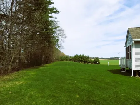 49 Jamesway Drive Litchfield NH 03051